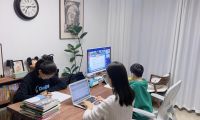 從&ldquo;網(wǎng)紅&rdquo;到&ldquo;長(zhǎng)紅&rdquo;，泊逸書(shū)桌如何在小紅書(shū)火了一年？