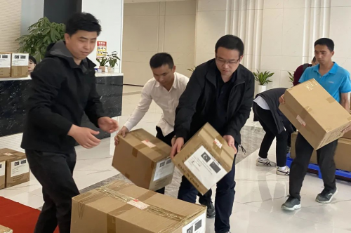 卡兒酷&安海丨支援土耳其，疆土有界，大愛無邊