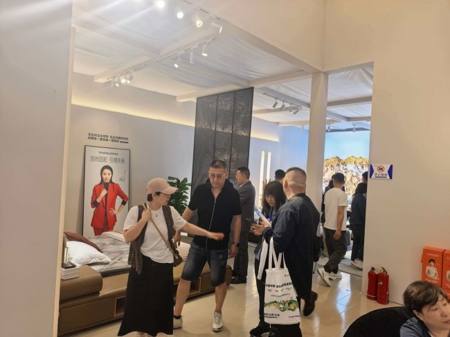 清豐家博會(huì)首日焦點(diǎn)：因彩智慧 100 睡眠艙，重構(gòu)睡眠商業(yè)新生態(tài)